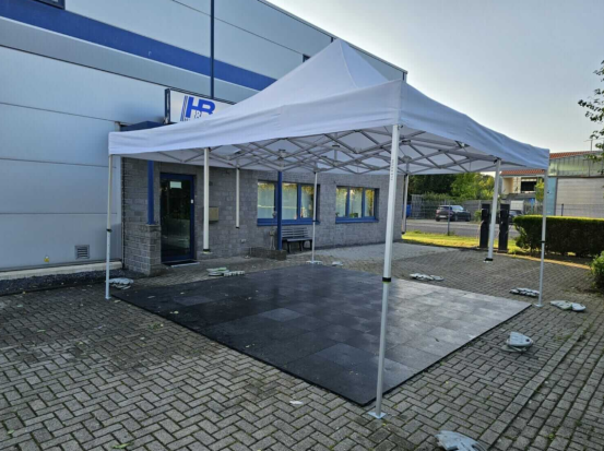 Kunststoffboden   18 m² 