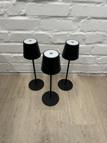 LED Tischlampe Schwarz Akku